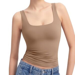 New Pumiey Tank top in taffy size: M